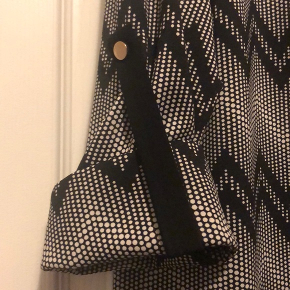 Ladies black and white XL blouse - Picture 4 of 4